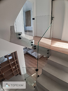 Producator balustrade sticla